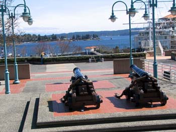 Nanaimo-Canon-on-Waterfront-Boardwalk
