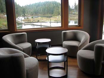 Sunshine-Coast-Painted_Boat-Lodge-Madeira-Park-Lounge-overlooking-the-water