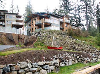 Sunshine-Coast-Painted_Boat-Lodge-Madeira-Park